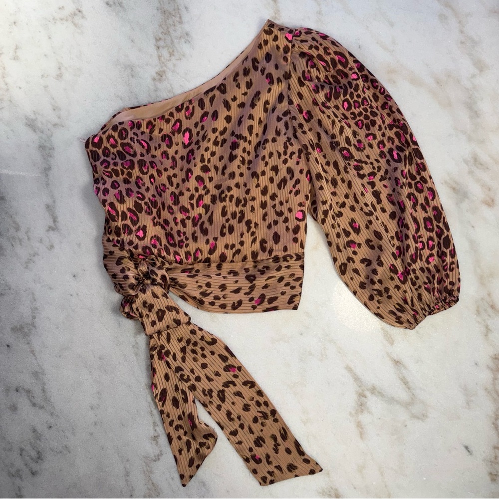 New Express Leopard Print One Shoulder Tie Waist Puff Sleeve Crop Top Small